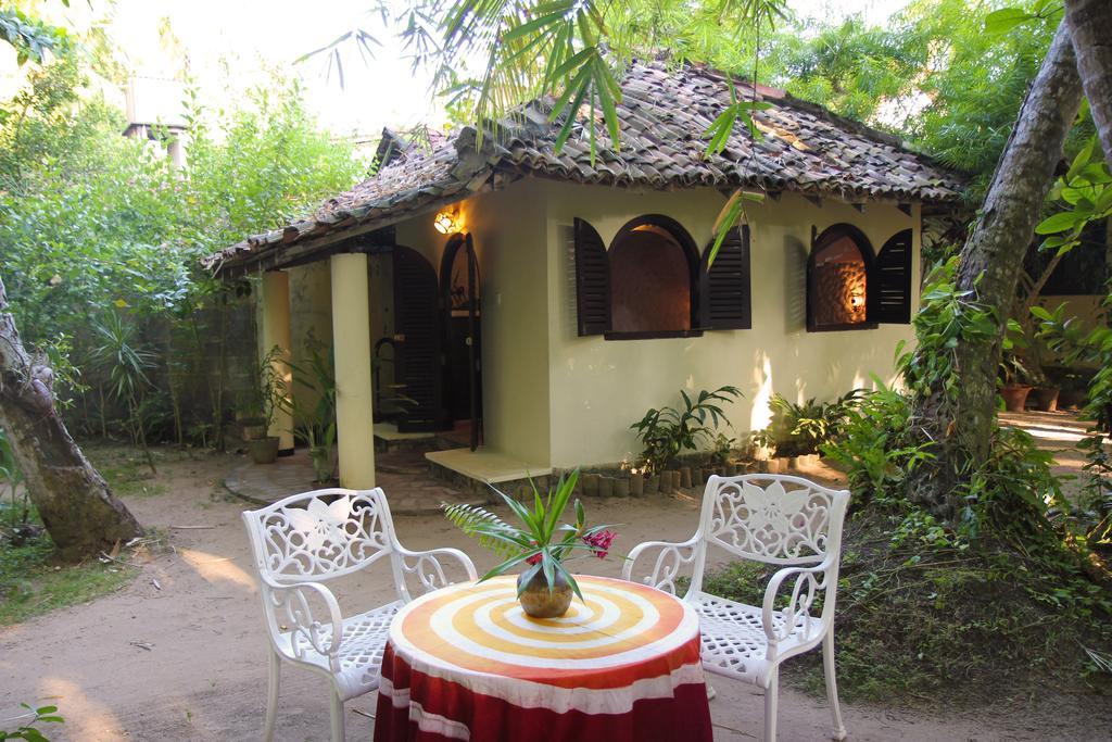 Secret Garden Villa - Унаватуна Экстерьер фото