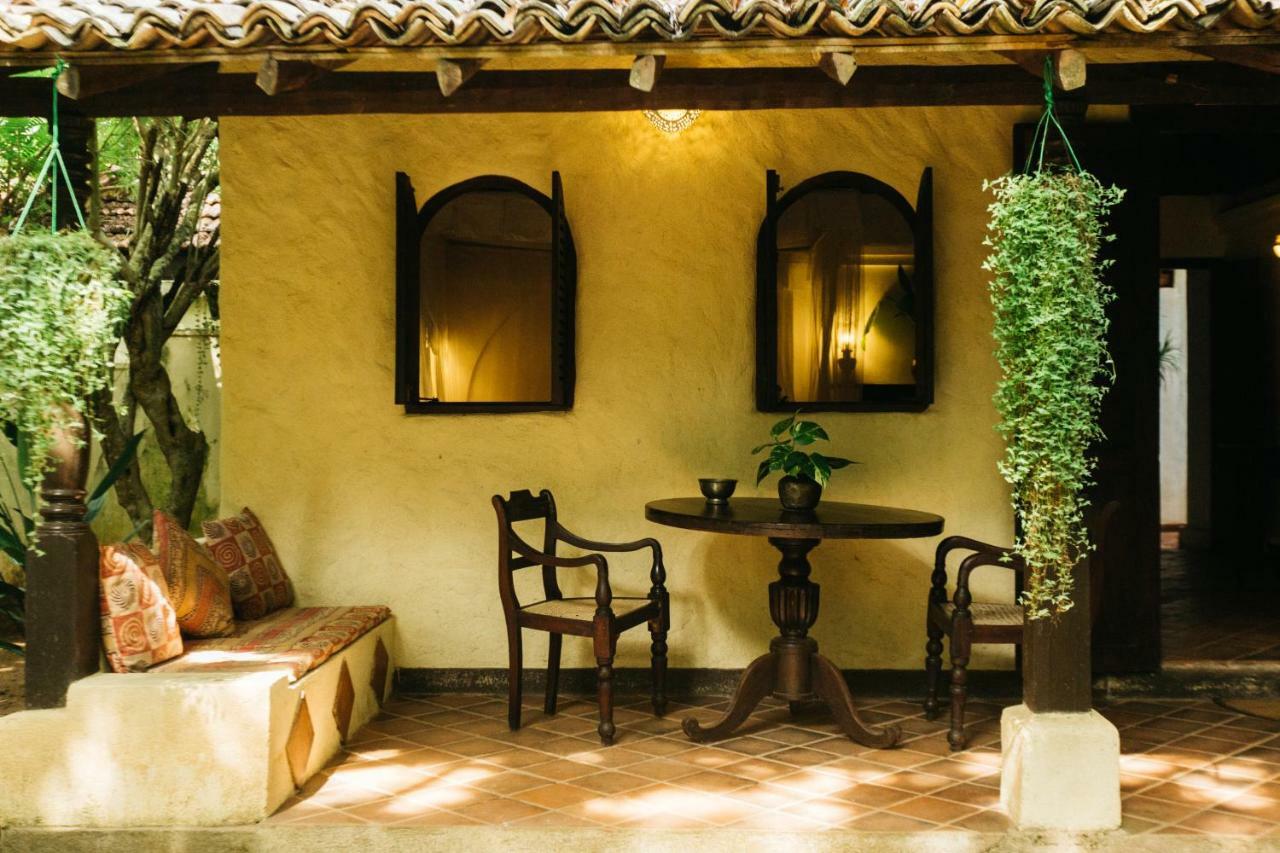 Secret Garden Villa - Унаватуна Экстерьер фото